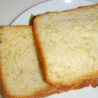 ＨＢで★ご飯入り塩麹ブロッコリー食パン